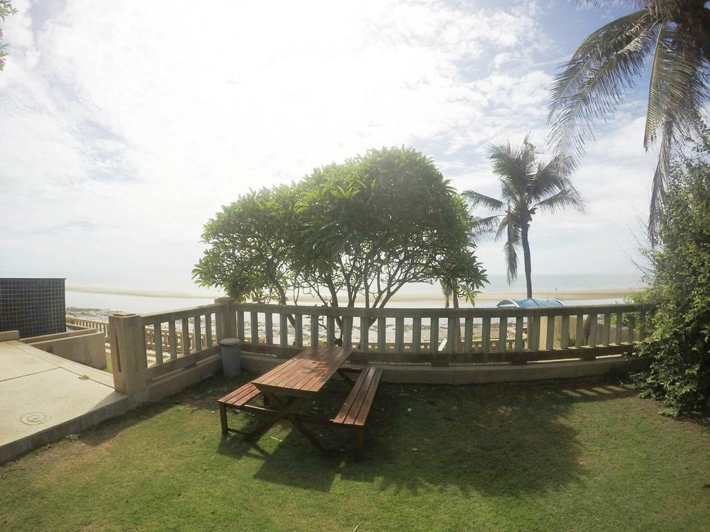 The Trust Pool & Garden Hua Hin Apartment Exterior foto